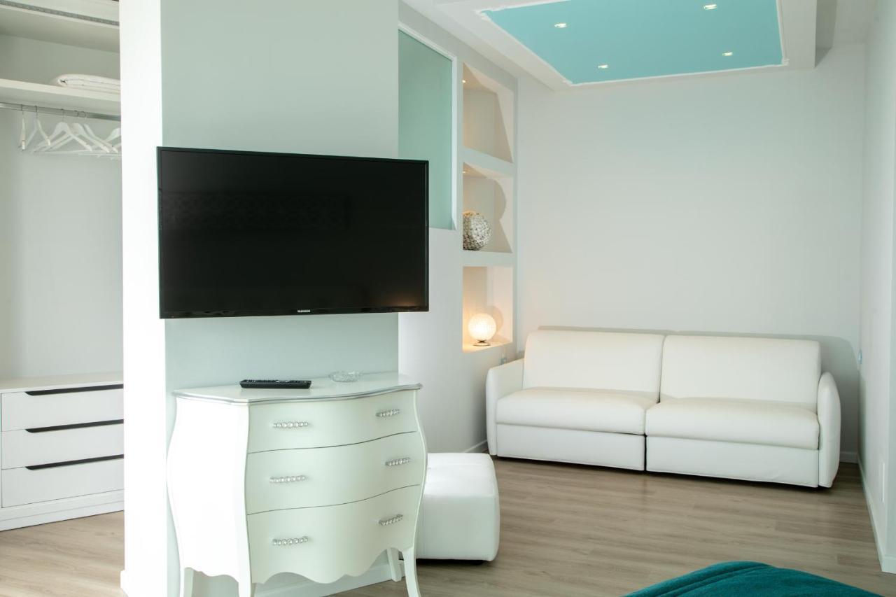 לידו די ג'סולו Hotel Carlton מראה חיצוני תמונה