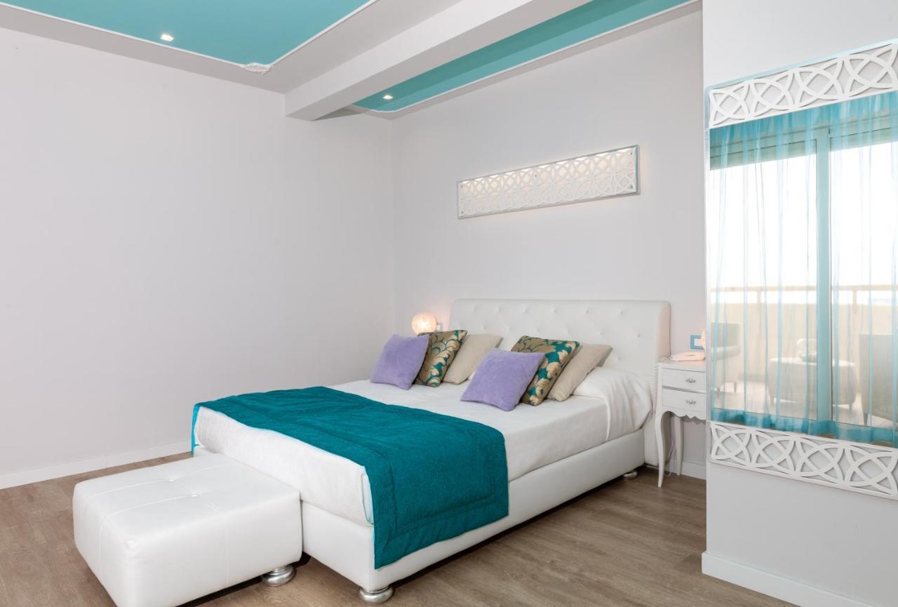 לידו די ג'סולו Hotel Carlton מראה חיצוני תמונה